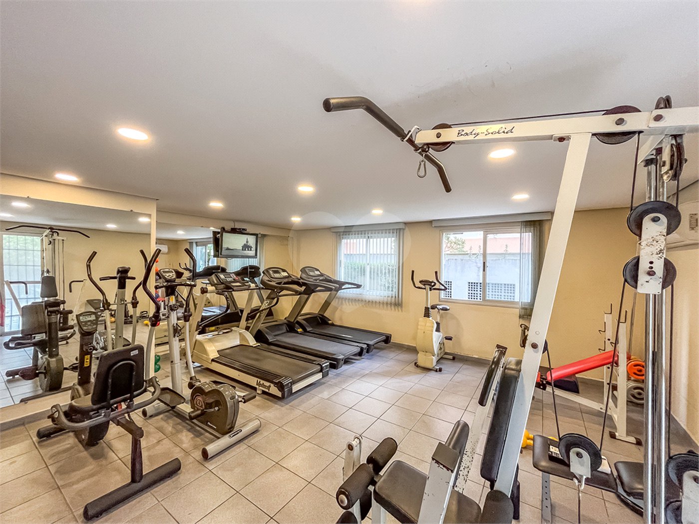 Apartamento à venda com 3 quartos, sendo 1 suíte, em Saúde, São Paulo, SP