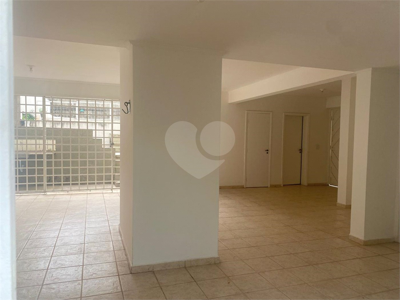 Sobrado à venda ou para alugar com 3 quartos, sendo 1 suíte, no Centro, Salto, SP