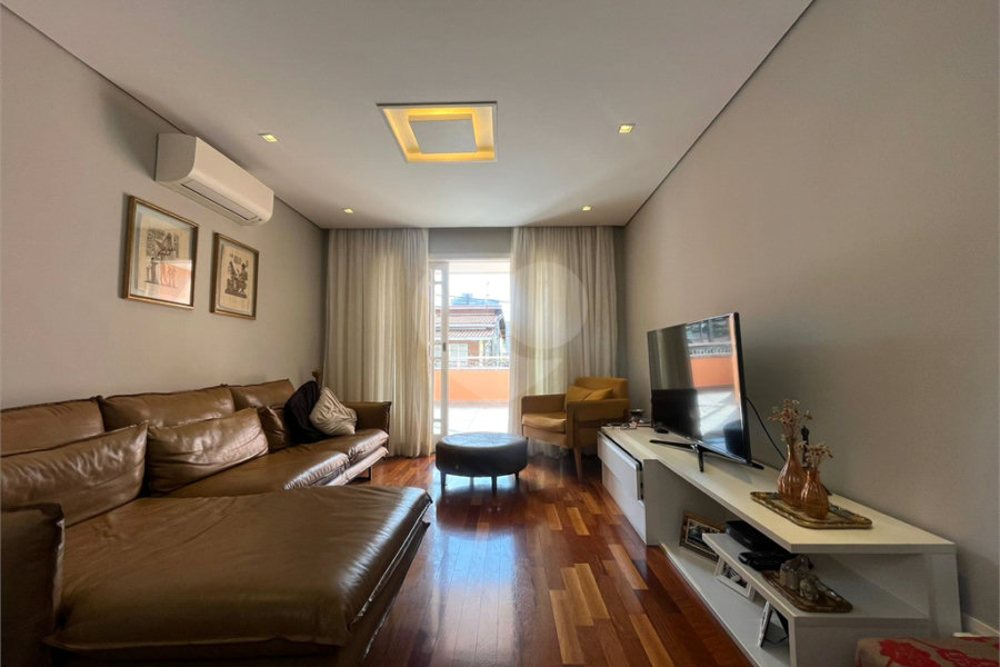 Casa à venda com 3 quartos, sendo 1 suíte, em Vila Ester (zona Norte), São Paulo, SP