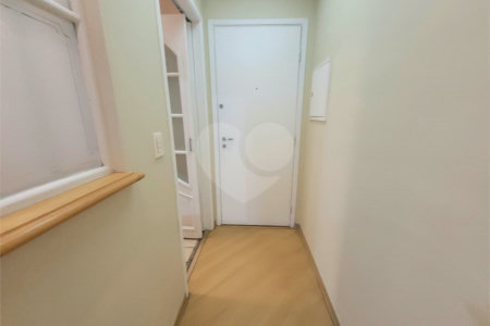 Apartamento para alugar com 3 quartos, sendo 1 suíte,  em Vila Hamburguesa, São Paulo, SP