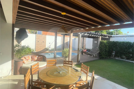 Casa à venda com 3 suítes no Centro, Balsas, MA