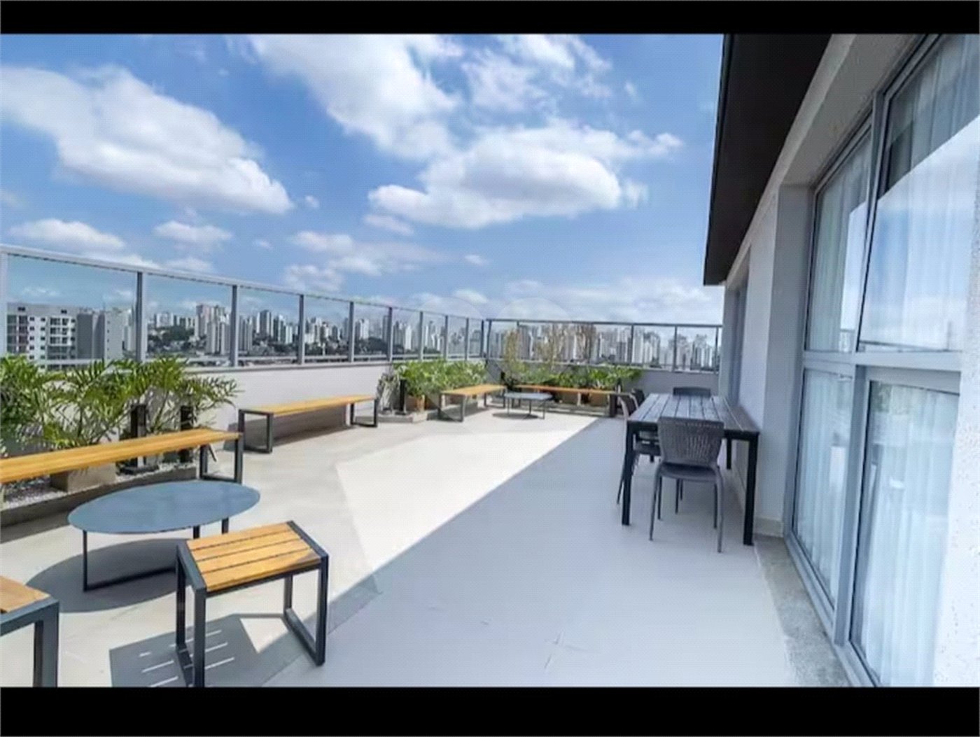 Apartamento à venda com 1 quarto em Indianópolis, São Paulo, SP