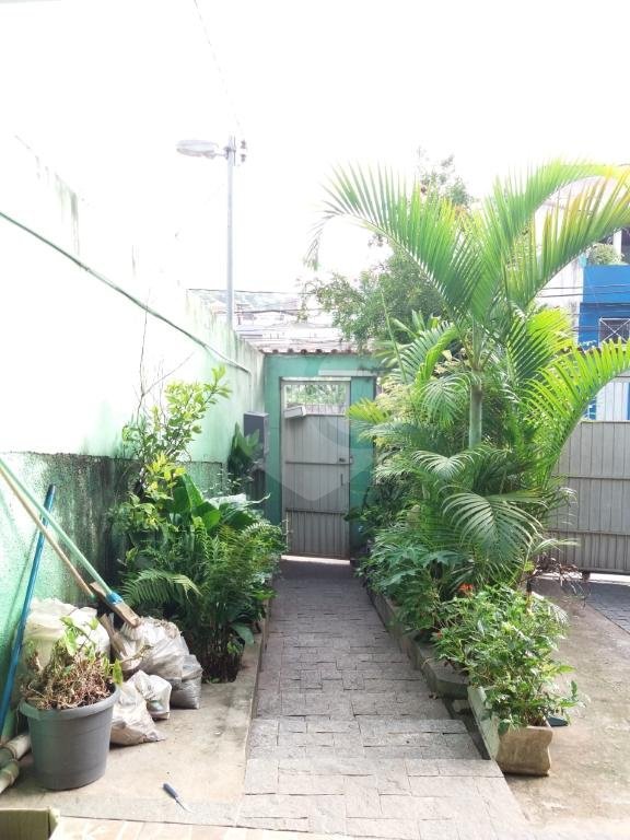 Sobrado à venda com 3 quartos, sendo 1 suíte, em Jardim Maria Duarte, São Paulo, SP