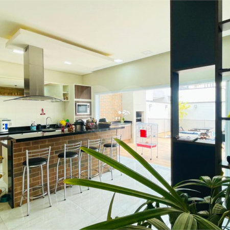 Casa à venda com 3 quartos, sendo 1 suíte, no condomínio Sun Lake, Sorocaba - SP
