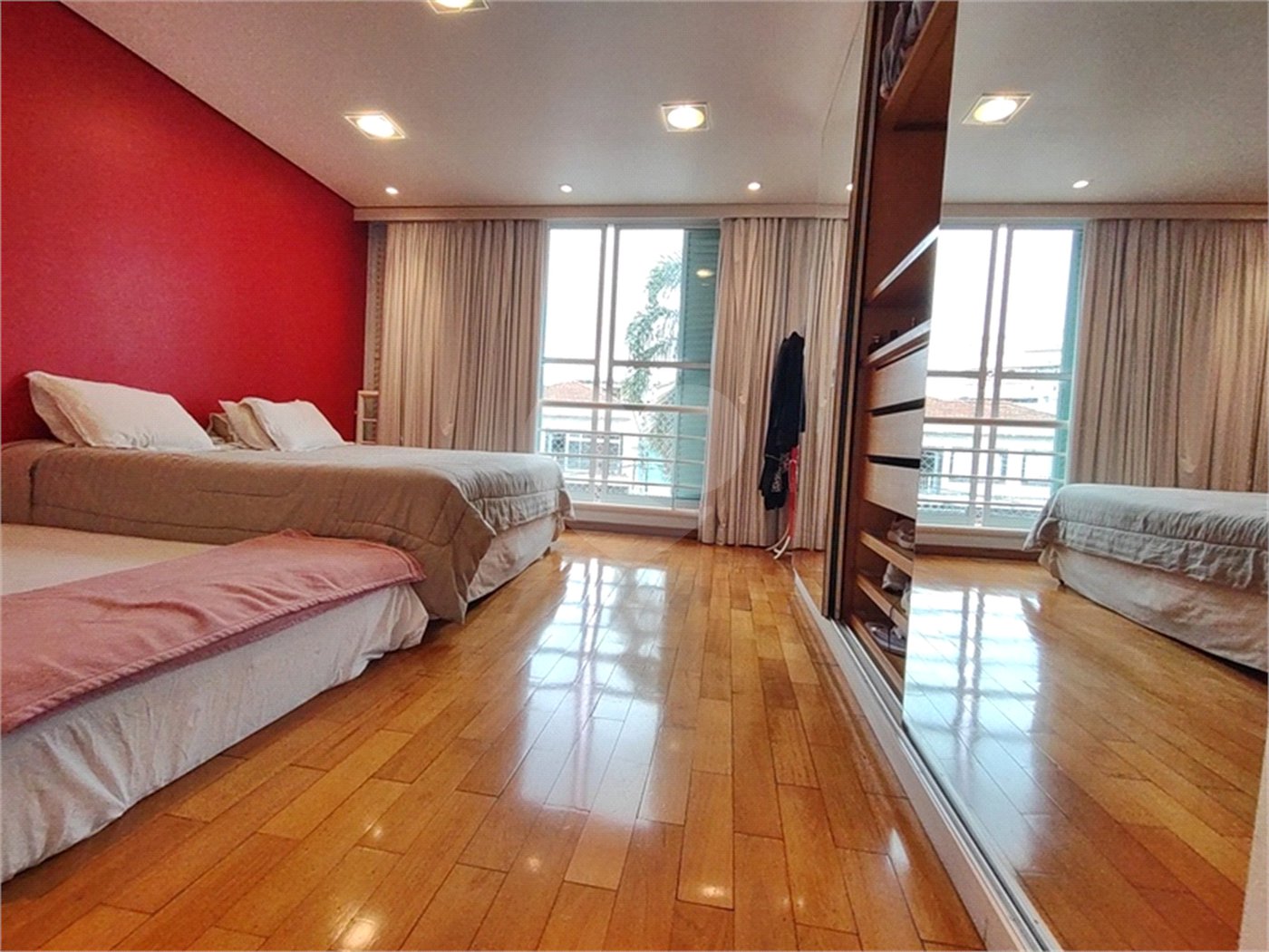 Casa à venda com 3 quartos, sendo 2 suítes, em Tucuruvi, São Paulo, SP