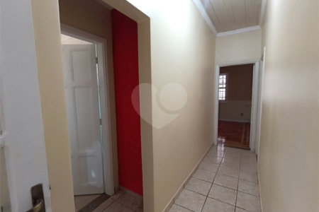 Casa à venda com 3 quartos, sendo 2 suítes,  no Centro, Itapetininga, SP