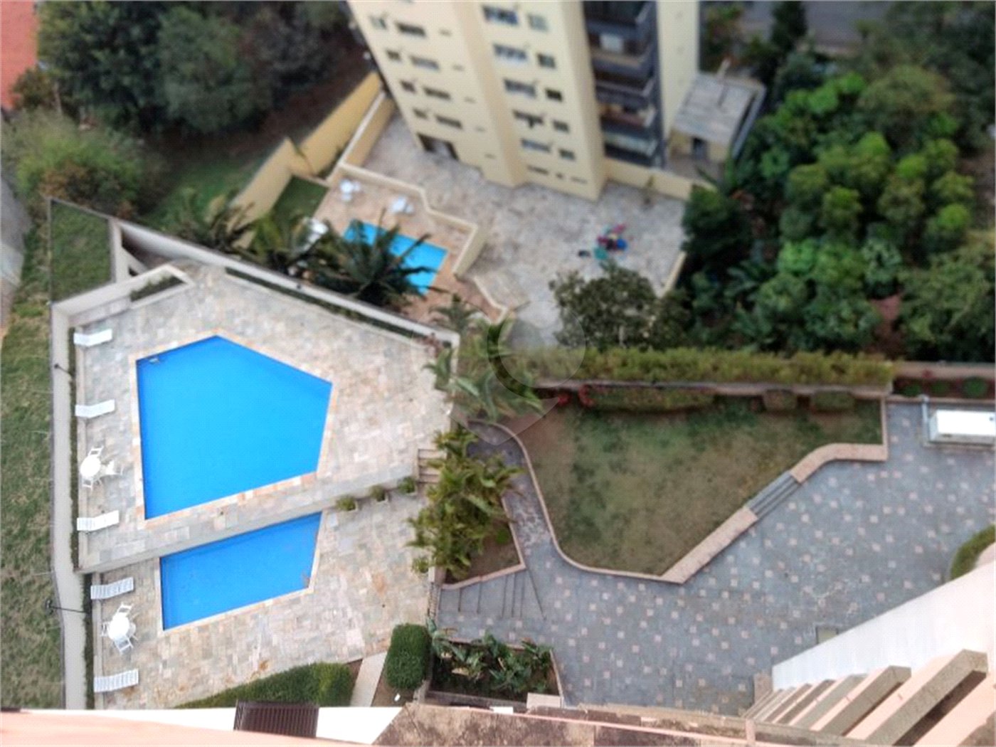 Cobertura à venda com 4 quartos, sendo 2 suítes, em Jardim Colombo, São Paulo, SP