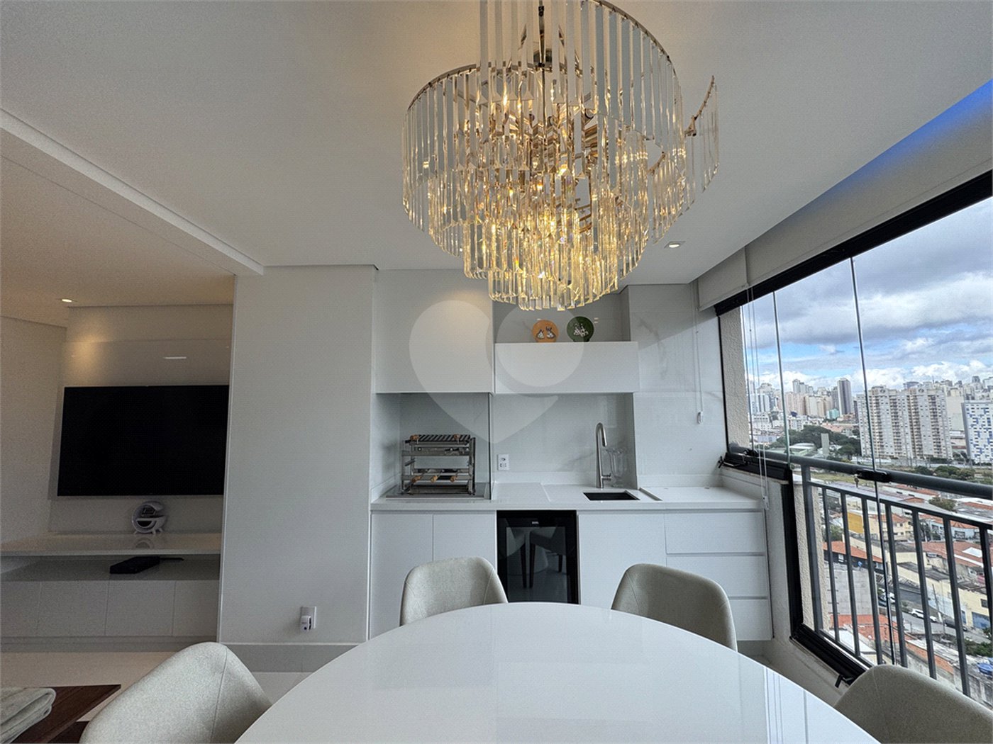 Apartamento à venda com 2 quartos, sendo 1 suíte, em Barra Funda, São Paulo, SP