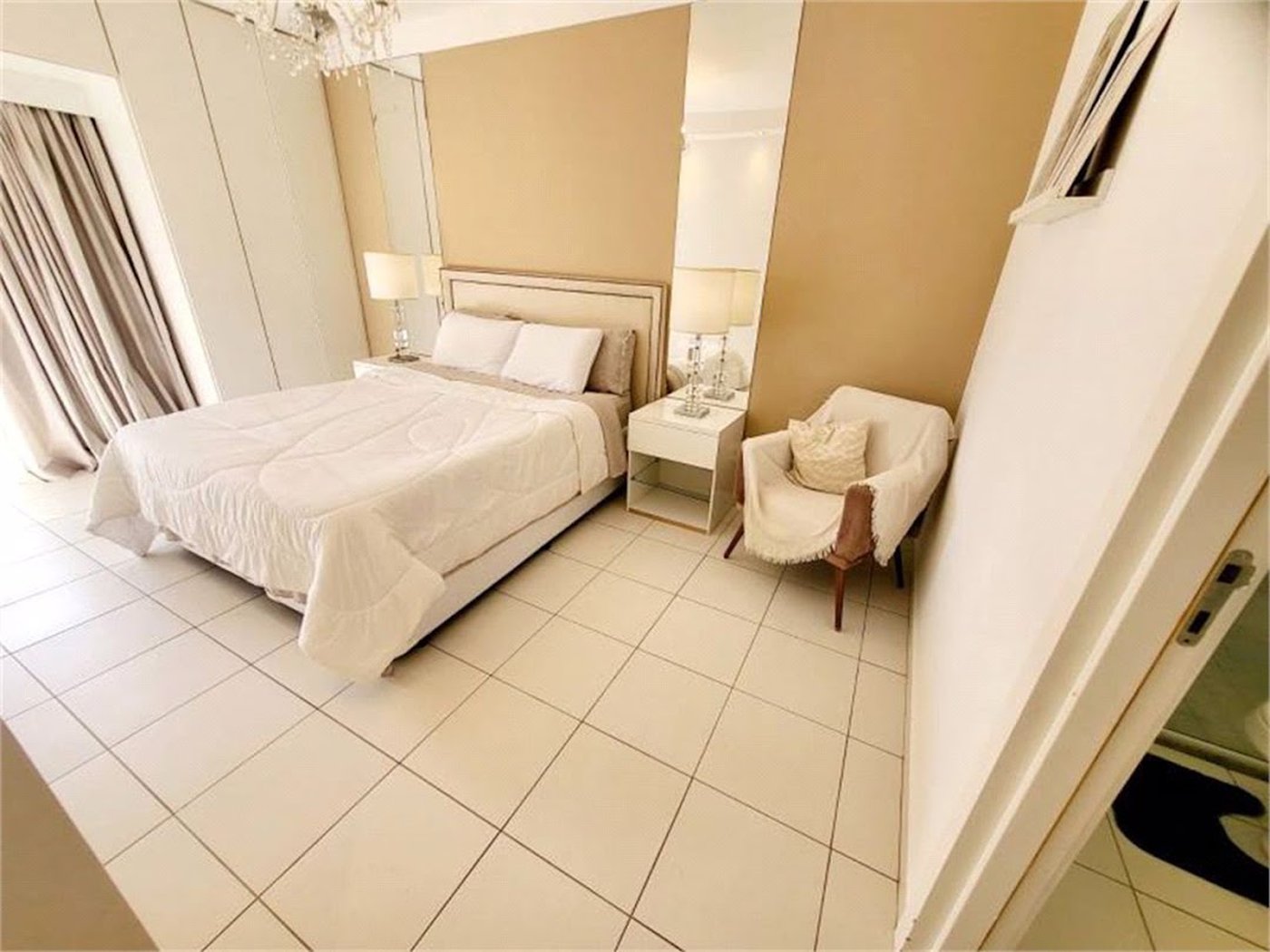 Apartamento Residencial à venda, Gonzaga, Santos - AP1004.