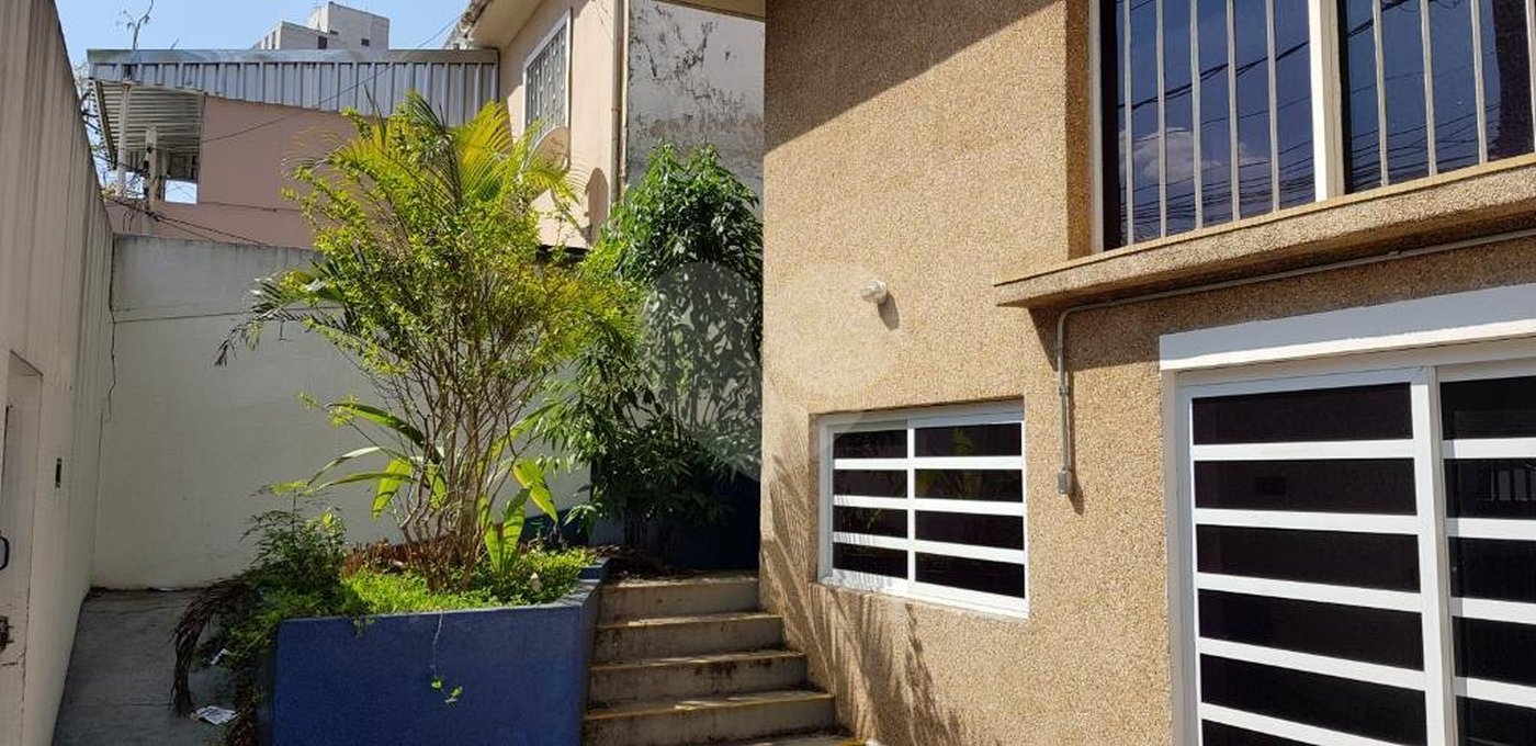 Casa à venda com 4 quartos em Vila Clementino, São Paulo, SP