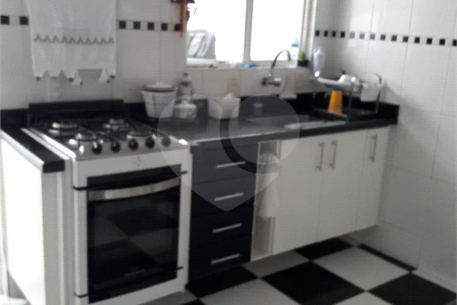 Casa à venda com 2 quartos no condomínio Nova Vida, São Paulo - SP