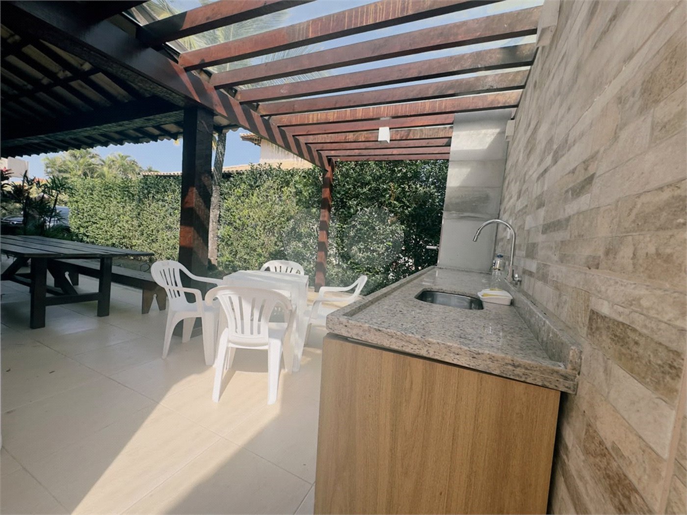 Casa em condomínio à venda com 4 quartos, sendo 3 suítes, em Manguinhos, Armação dos Búzios, RJ