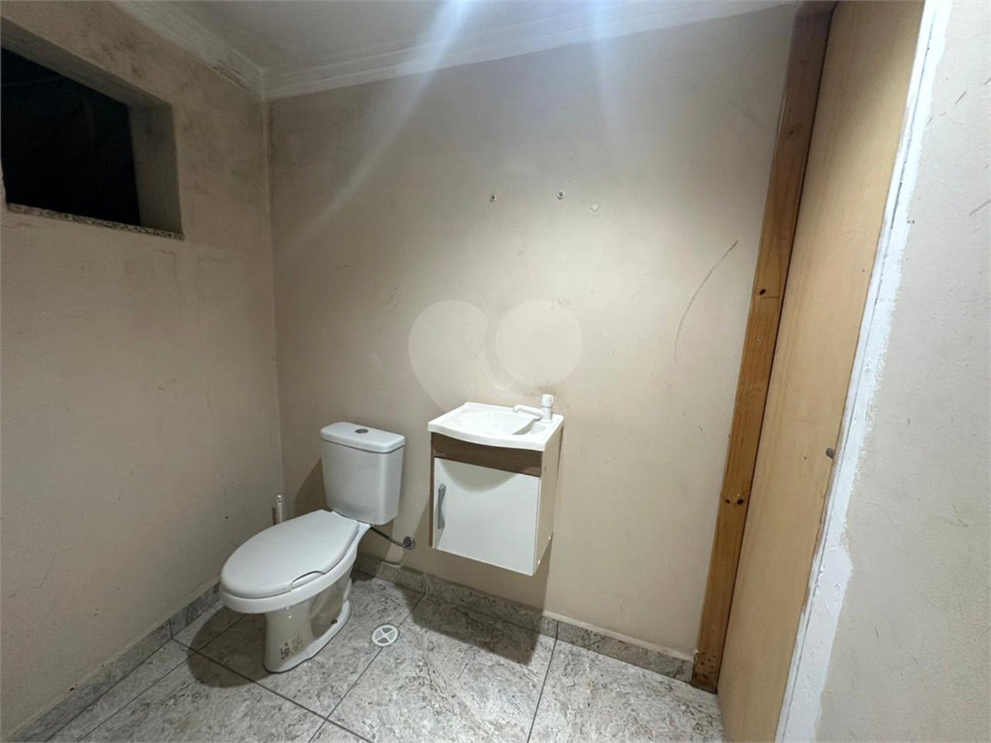Casa à venda ou para alugar com 3 quartos, sendo 1 suíte,  em Jardim Vivan, São Paulo, SP