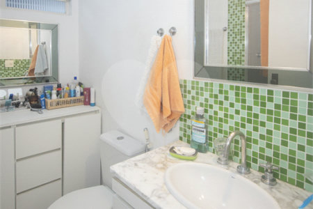 Sobrado à venda com 3 quartos, sendo 1 suíte, em Chácara Santo Antônio (zona Sul), São Paulo, SP