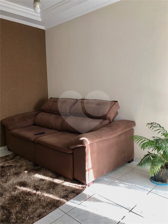 Casa à venda com 2 quartos no condomínio Világio Vitória, Mogi das Cruzes - SP
