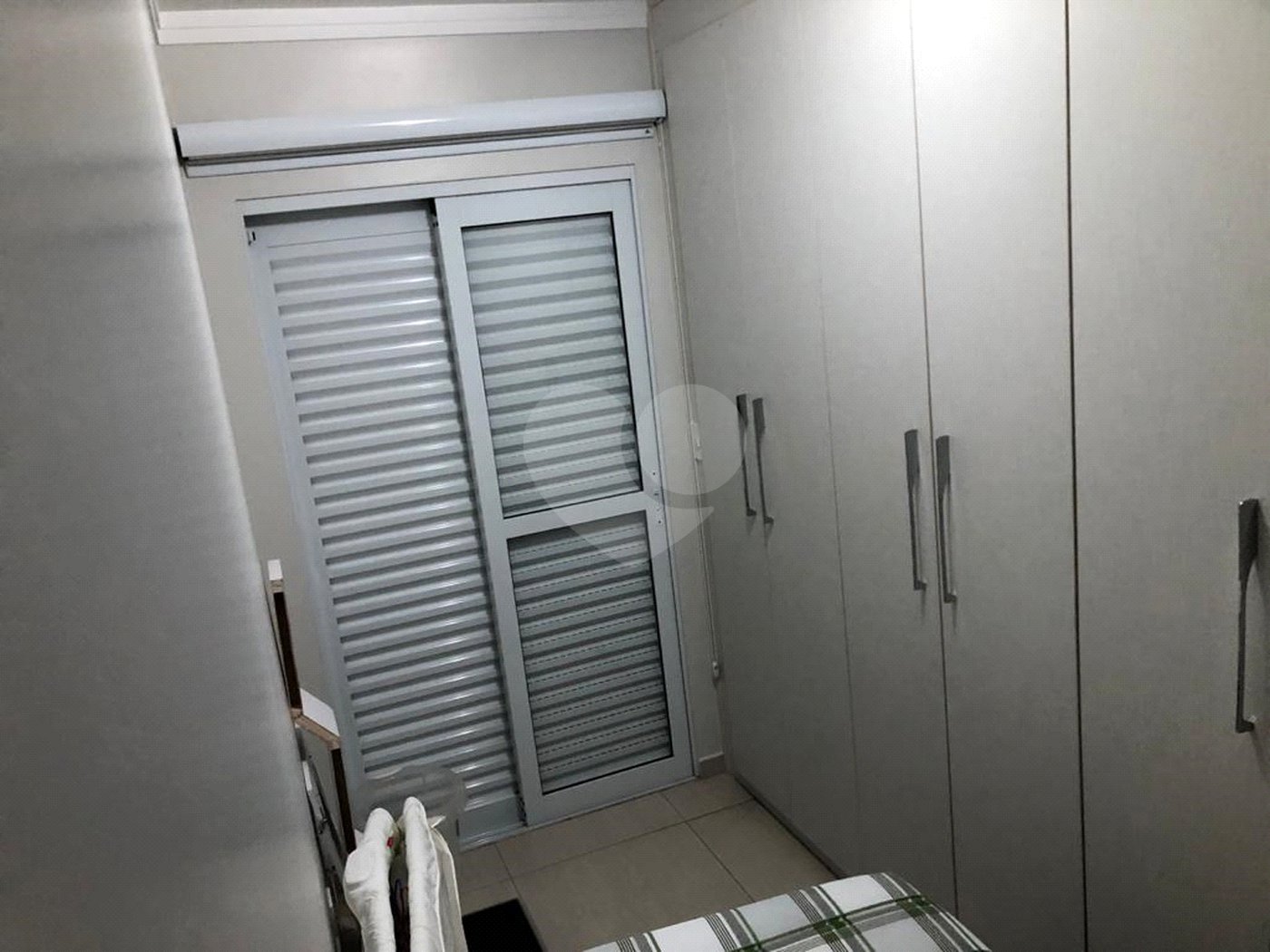Casa à venda com 3 quartos, sendo 1 suíte, no condomínio Dolce Villa Anália Franco, São Paulo - SP