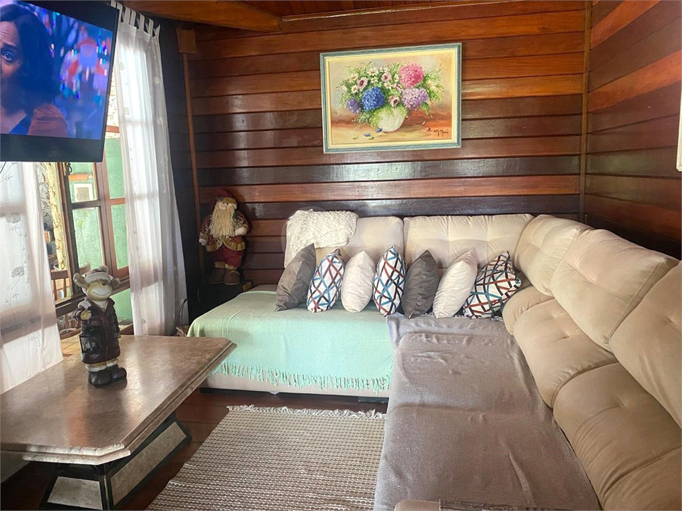 Casa à venda com 3 quartos, sendo 1 suíte, no condomínio Associação Reserva das Hortênsias, Mairiporã - SP