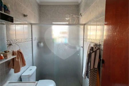 Casa à venda com 3 quartos, sendo 1 suíte,  em Jardim Santa Mônica, São Paulo, SP