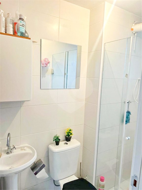 Apartamento à venda com 2 quartos em Vila Zat, São Paulo, SP