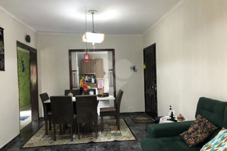 Casa à venda com 5 quartos, sendo 2 suítes, em Parque Continental Ii, Guarulhos, SP