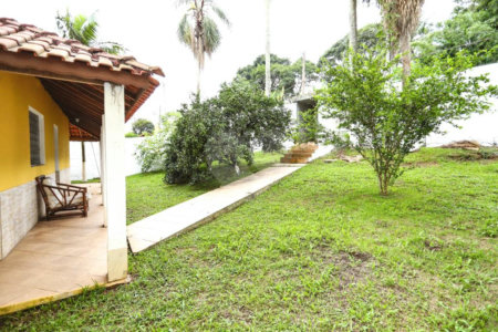Chácara à venda com 3 quartos, sendo 1 suíte, em Vila São Pedro, Suzano, SP