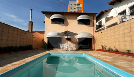 Sobrado à venda com 3 quartos, sendo 2 suítes, em Alto Ipiranga, Mogi das Cruzes, SP
