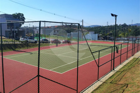 Terreno à venda com 3 quartos, sendo 1 suíte, no condomínio Paradise Gardens I, Mogi das Cruzes - SP