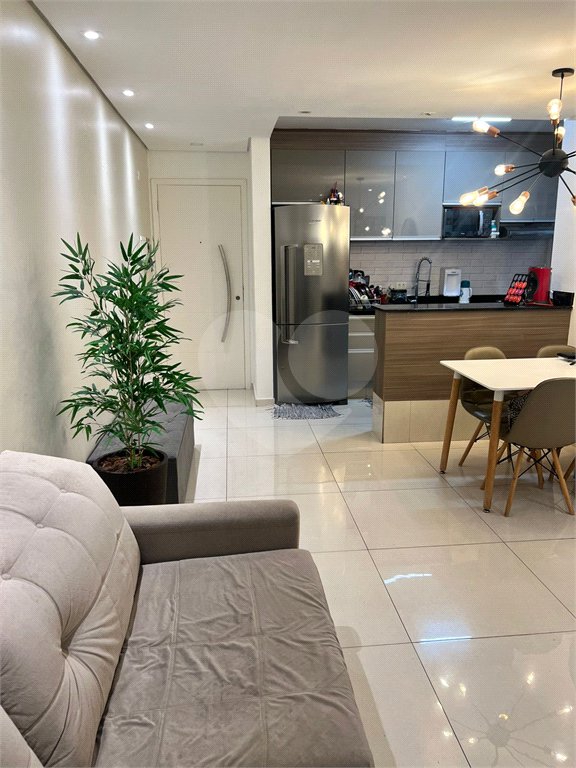 Apartamento à venda com 2 quartos, sendo 1 suíte, em Parque Novo Mundo, São Paulo, SP