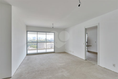 Apartamento à venda com 4 quartos, sendo 2 suítes, em Santo Amaro, São Paulo, SP
