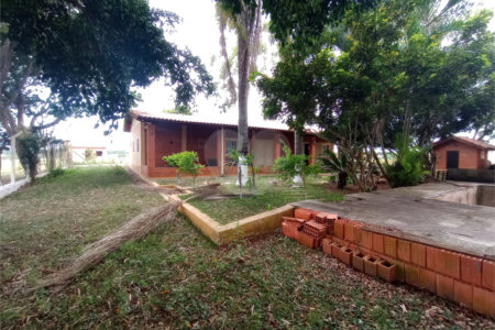 Chácara à venda com 2 quartos em Conceição, Itapetininga, SP