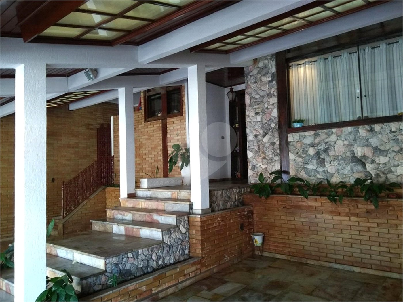 Casa à venda com 6 quartos, sendo 2 suítes,  em Jardim Leocádia, Sorocaba, SP