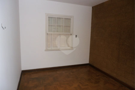 Casa à venda com 7 quartos, sendo 1 suíte, em Perdizes, São Paulo, SP