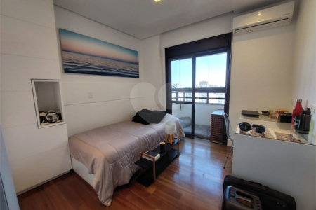 Apartamento à venda ou para alugar com 3 suítes em Perdizes, São Paulo, SP