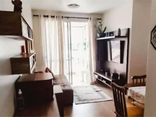 Apartamento à venda com 3 quartos, sendo 1 suíte,  em Bom Retiro, São Paulo, SP