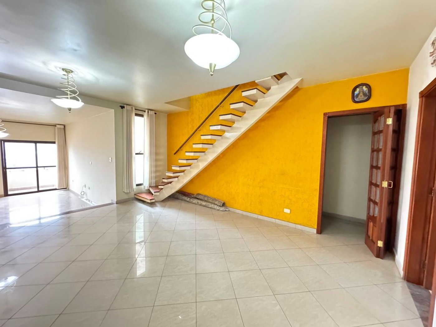 Cobertura com 4 dormitórios à venda, 360 m² por R$ 1.990.000,00 - Gonzaga - Santos/SP