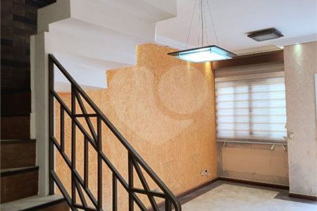 Casa à venda com 3 quartos, sendo 1 suíte,  em Nova Petrópolis, São Bernardo do Campo, SP