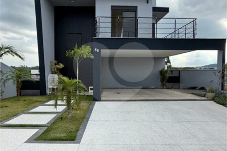 Casa à venda com 3 quartos, sendo 1 suíte, no condomínio Gran Ville São Venâncio, Itupeva - SP