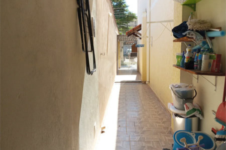 Terreno á venda com 2 casas na Vila Rosália, Guarulhos, SP.
