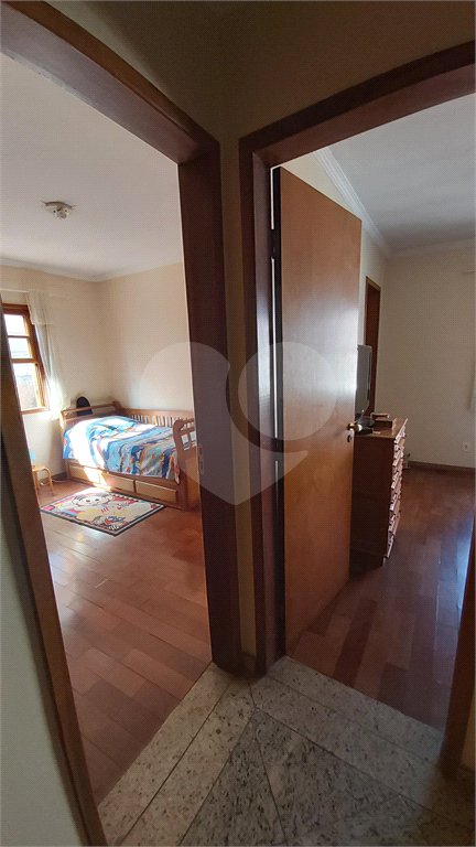 Sobrado à venda com 7 quartos, sendo 2 suítes, em Jardim Marajoara, São Paulo, SP
