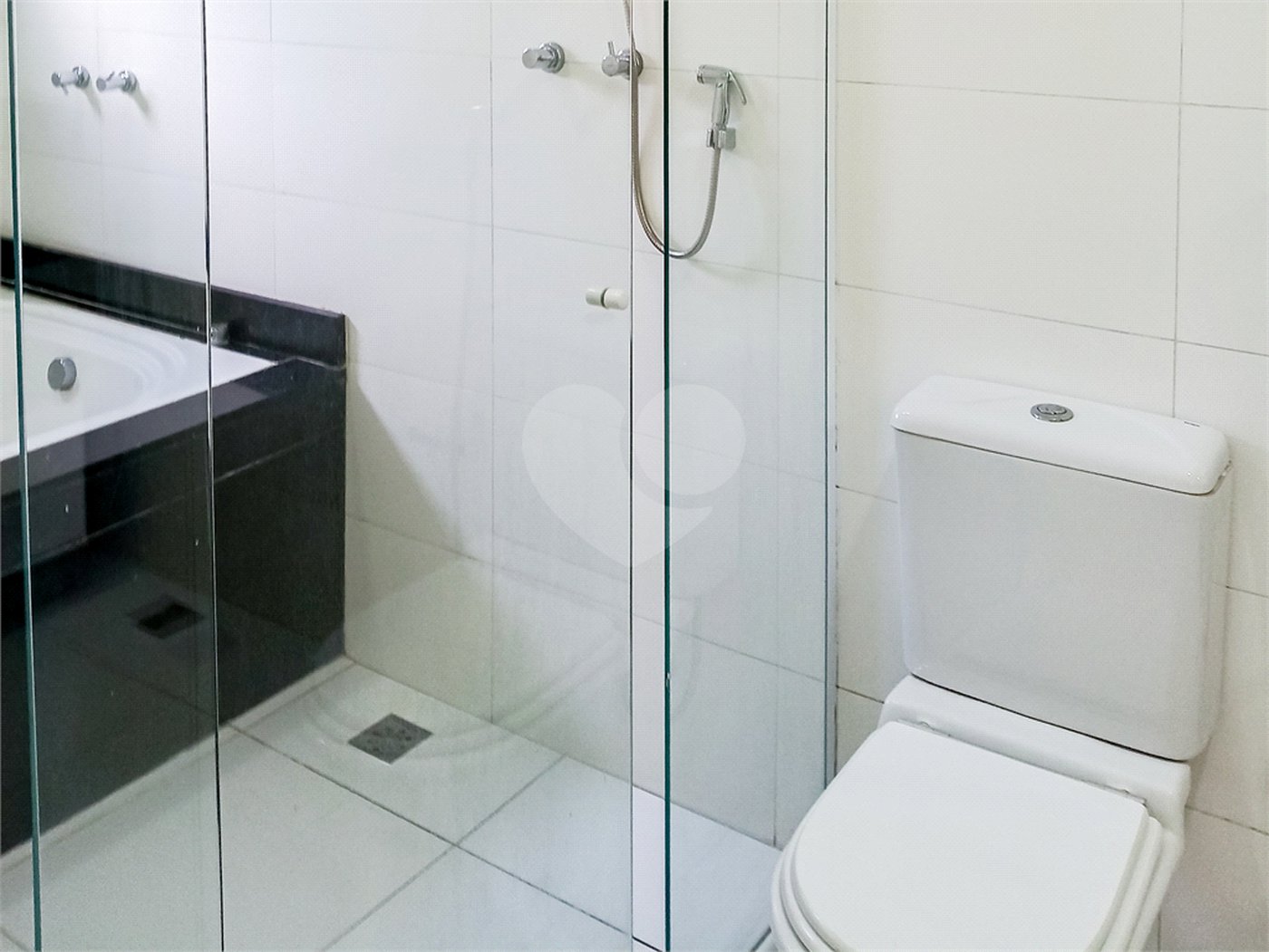 Casa à venda com 3 suítes no condomínio Belvedere Ii, Votorantim - SP