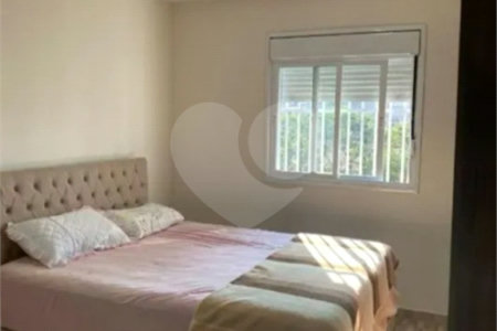 Sobrado à venda com 3 quartos em Vila Campestre, São Paulo, SP