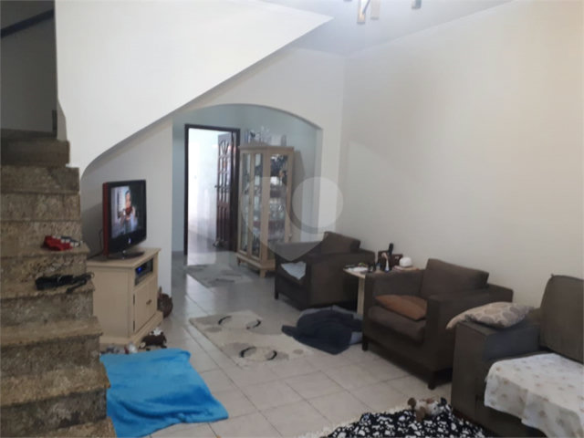 Sobrado à venda com 4 quartos, sendo 1 suíte,  em Santana, São Paulo, SP