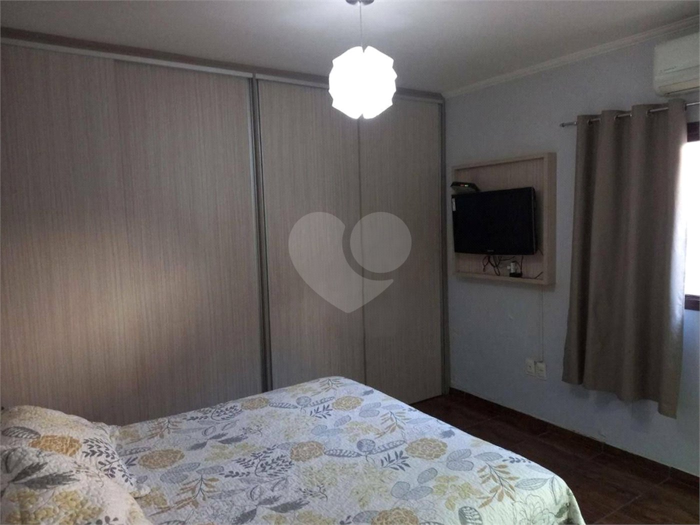 Casa à venda com 3 quartos, sendo 1 suíte, em Vila Assis, Sorocaba, SP