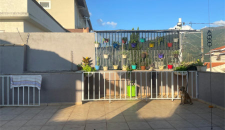 Casa à venda com 3 quartos, sendo 1 suíte,  em Recreio Maristela, Atibaia, SP