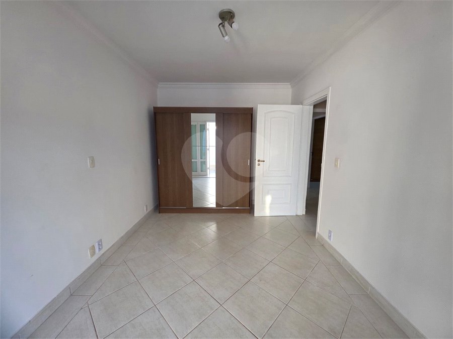 Casa à venda ou para alugar com 3 suítes no condomínio Villagio Capriccio, Louveira - SP