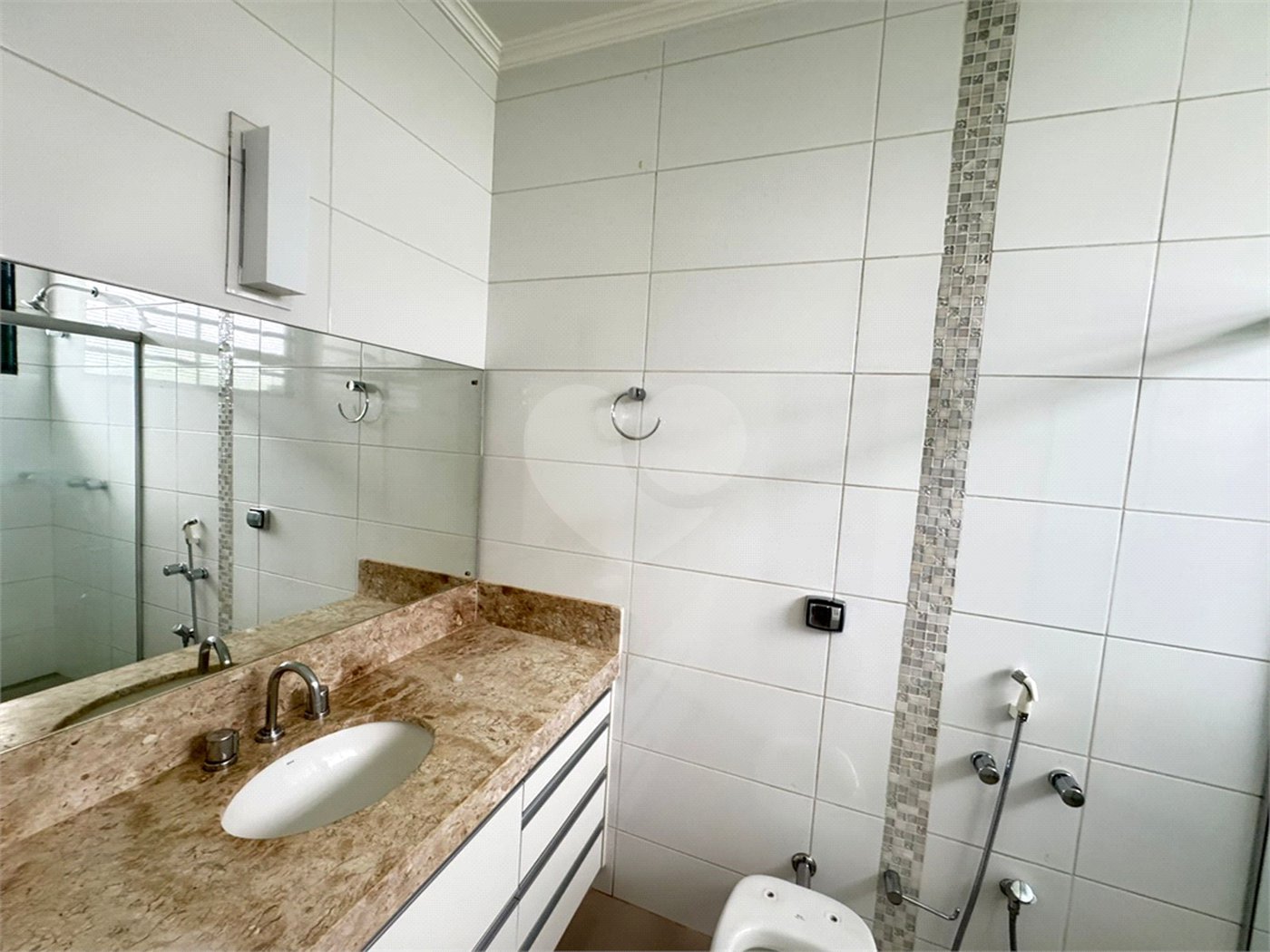 Casa à venda com 4 quartos, sendo 2 suítes, em Ribeirânia, Ribeirão Preto, SP