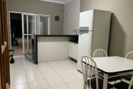 Casa à venda com 4 quartos, sendo 1 suíte,  em Vila Nova, Três Lagoas, MS