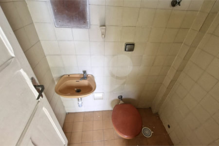 Sobrado para alugar com 3 quartos, sendo 1 suíte,  em Vila Alexandria, São Paulo, SP