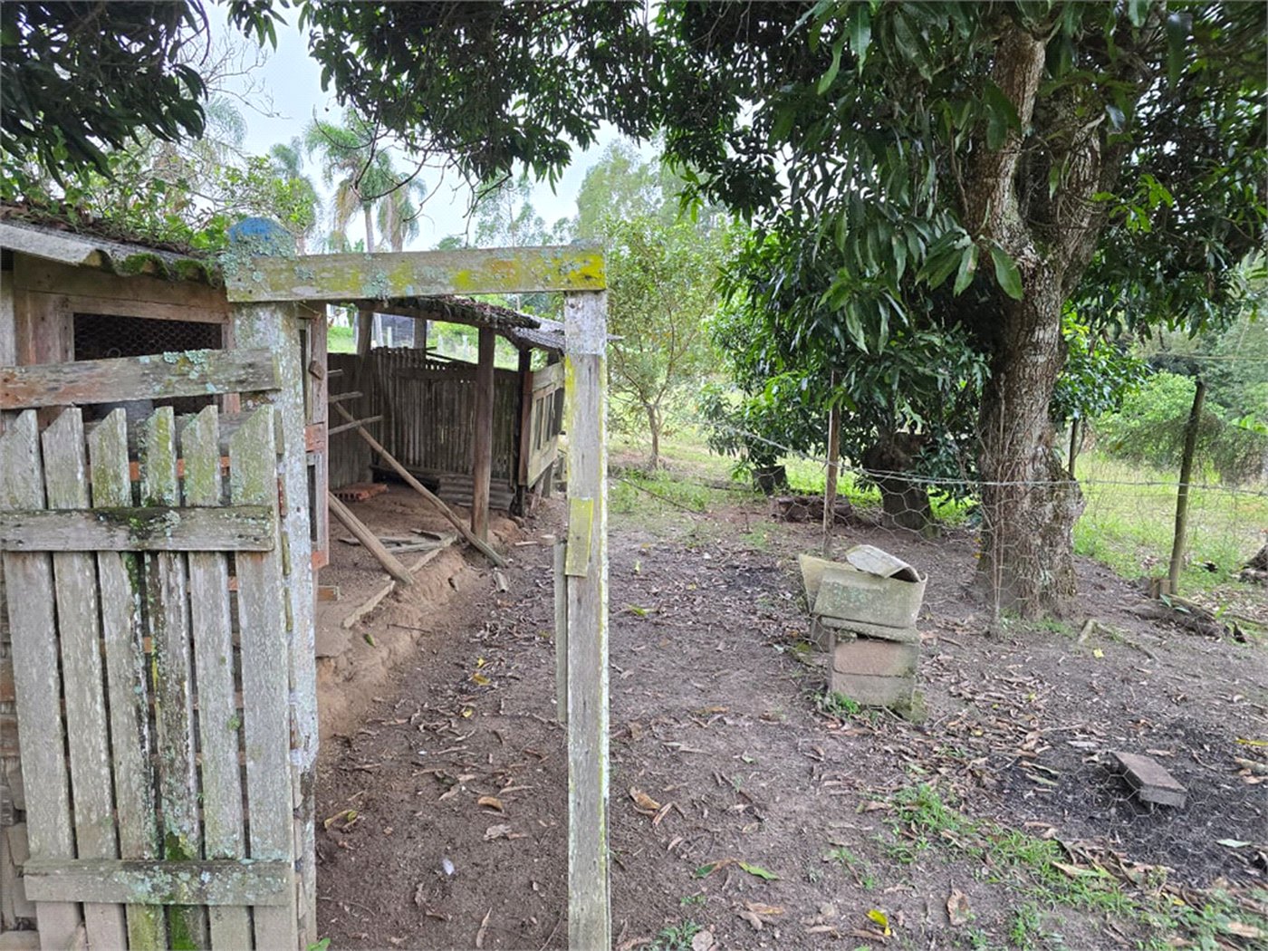 Sítio à venda com 6 quartos, sendo 5 suítes, em Área Rural de Itapetininga, Itapetininga, SP