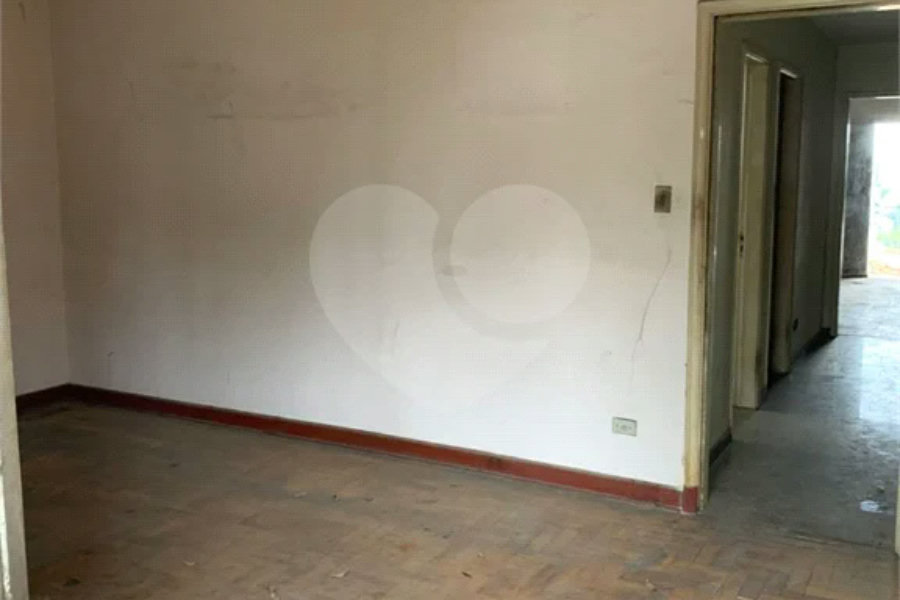 Sobrado à venda com 4 quartos, sendo 2 suítes, em Santana, São Paulo, SP